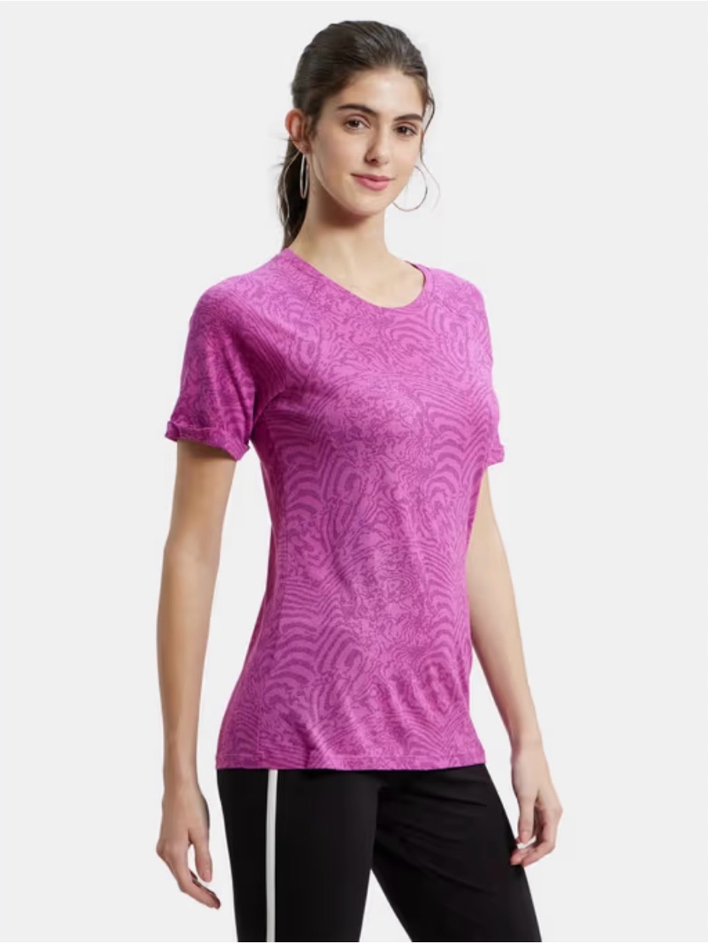 Danskin Now EUC Women’s Short-Sleeve Crewneck Burnout Tee